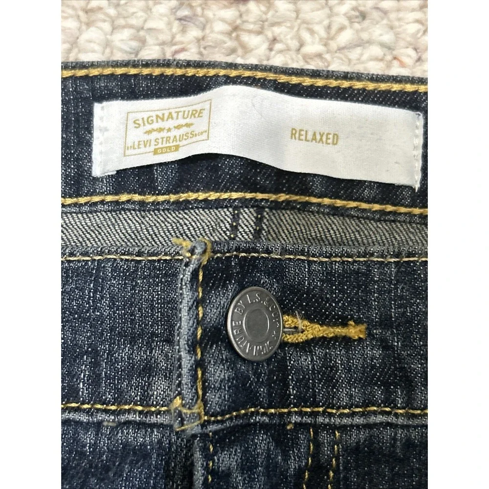 Levi Signature Gold Regular Jeans Men's 42x30 Dark Blue Wash Straight Denim‎